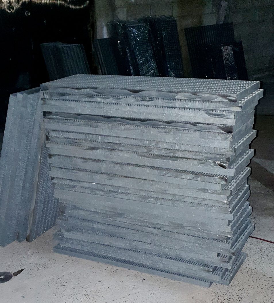 Trepte zincate 110x27cm