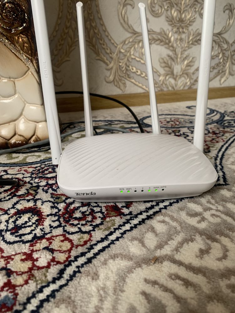 Tenda wifi router 600 mb/s