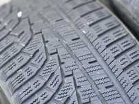 215/55/R17 Hankook Winter 2бр зимни dot3817 3-4mm