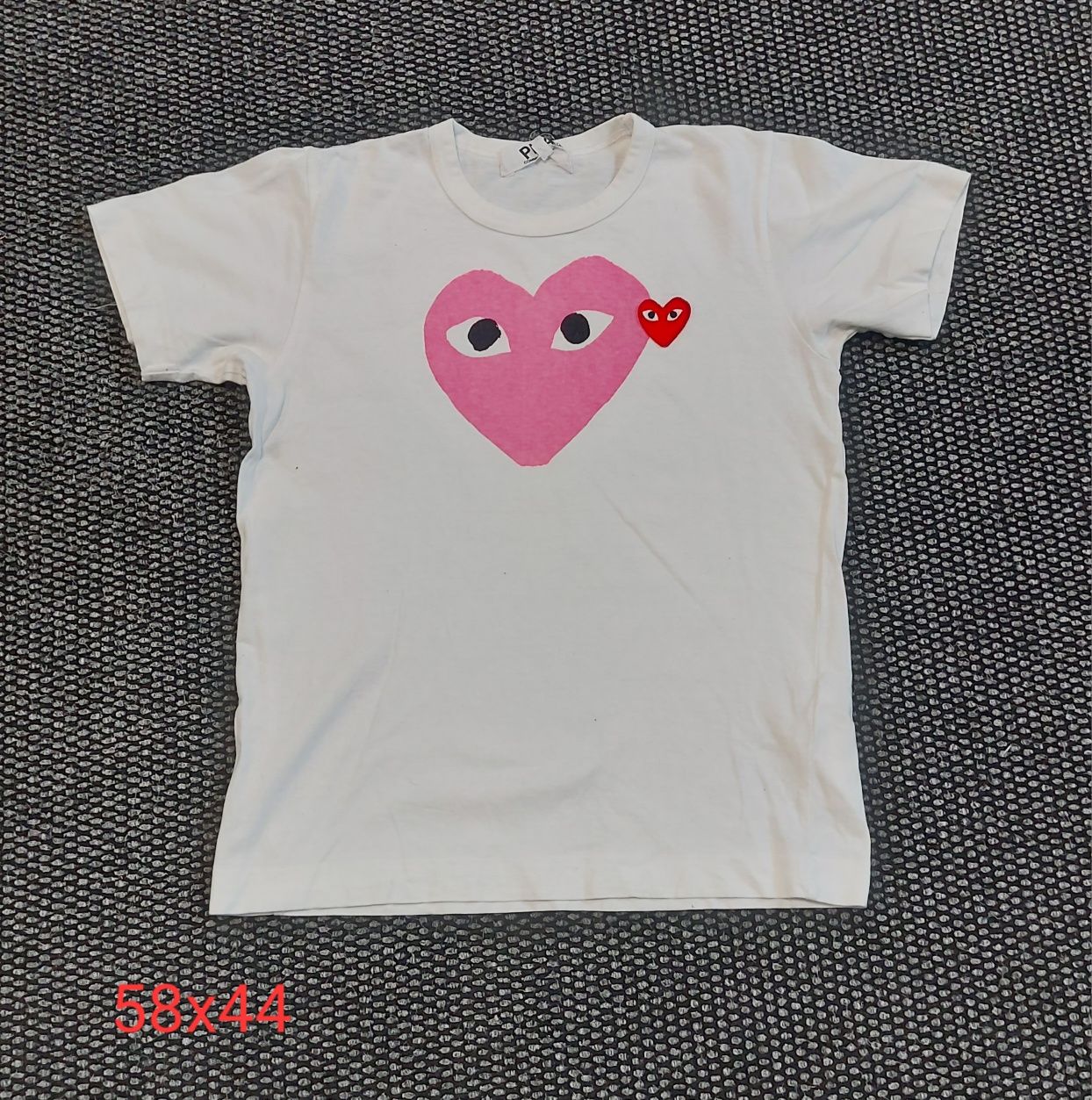 Play comme des garcons тениска XS размер