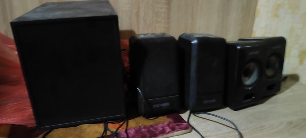 Продам сабвуфер.