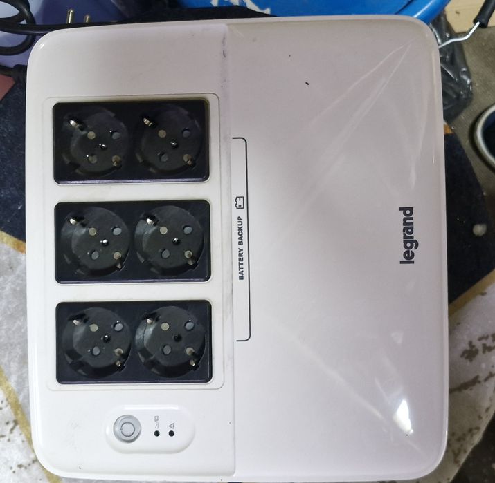 Vănd stabilizator electronic de tensiune,Nou