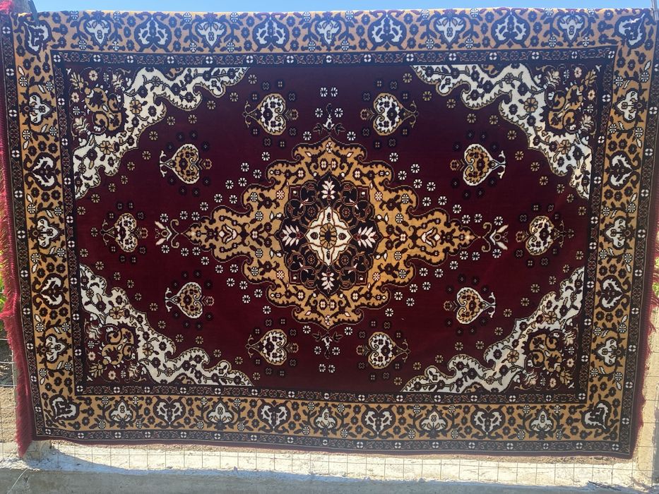Vand colectie de 9 carpete decorative cu tematici orientale si natural