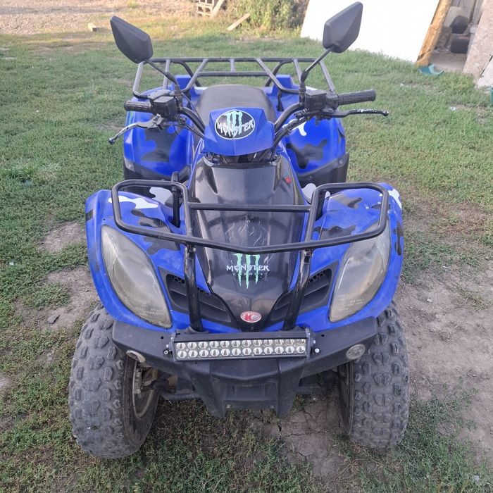 Vând atv KYMCO motor 250