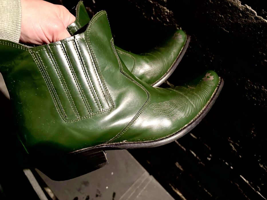 Боти + ботуши. Тип каубойски.