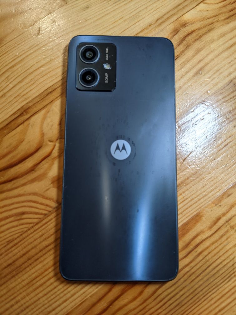 Продава се Motorola g14