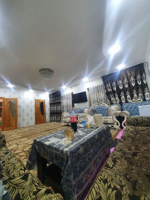 Ijaraga uzoq mudatga hovli uy beriladi. 10 sotik hovli 5 ta honasi