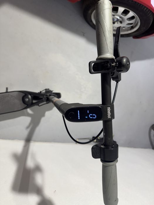 Trotineta electrica ninebot