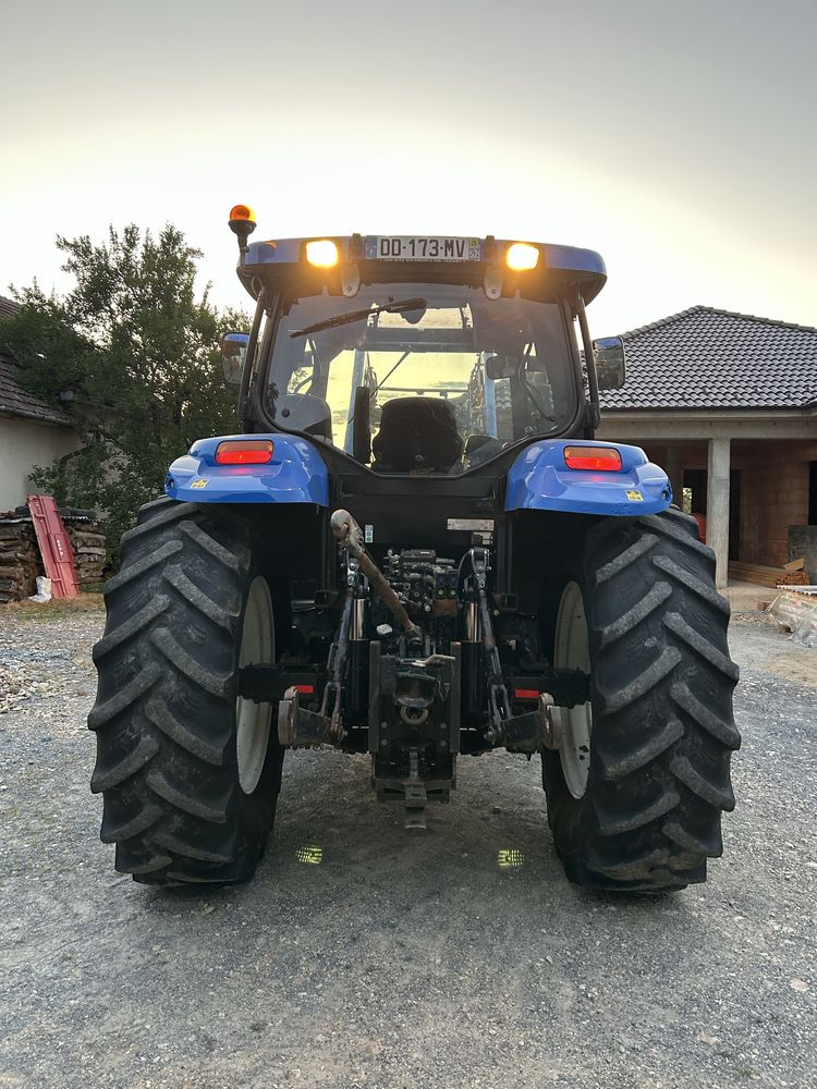 Tractor New Holland
