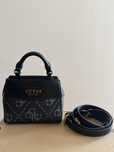 Чанта Guess Berta mini