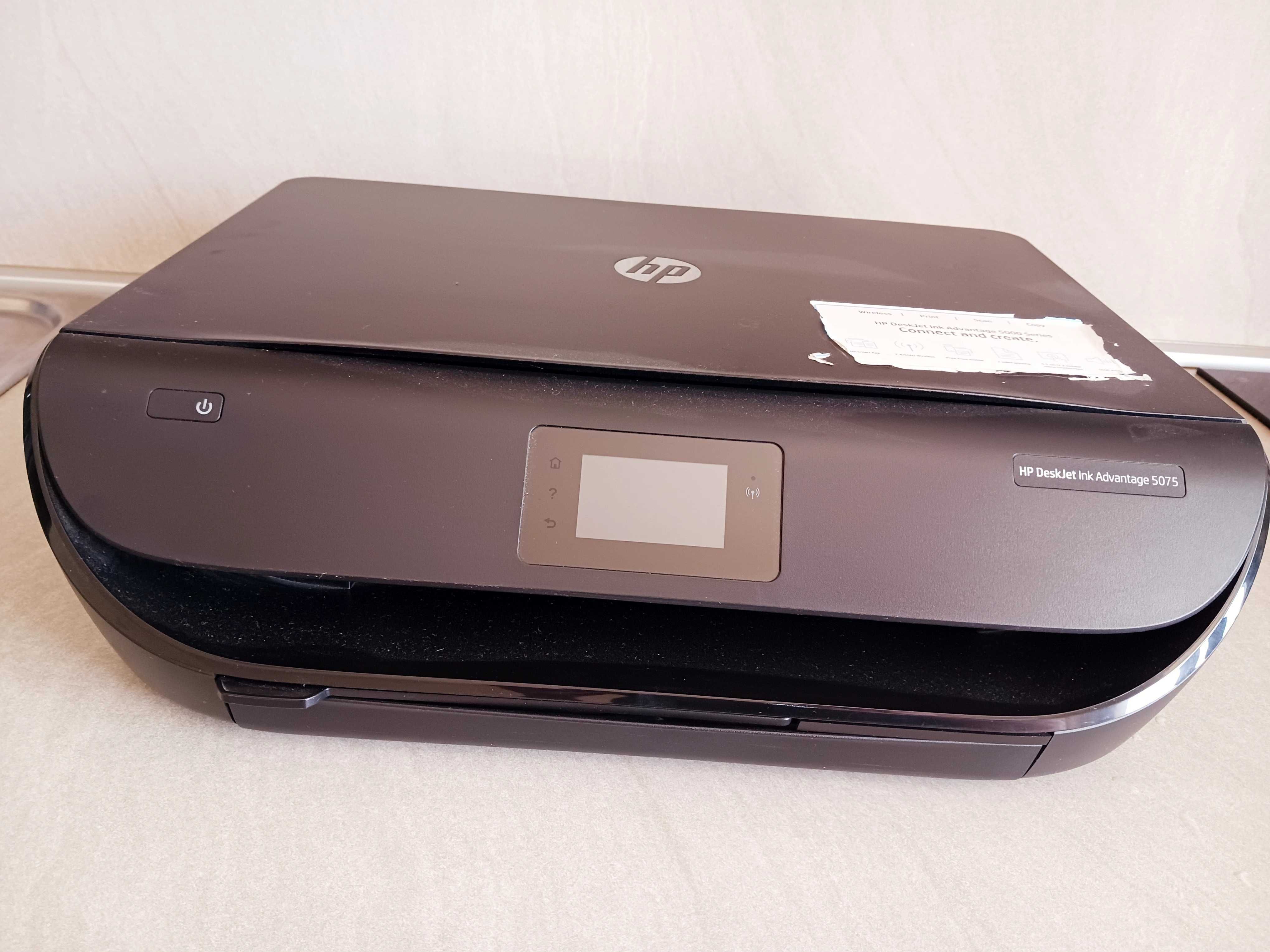 Продавам принтер ,скенер"HP"