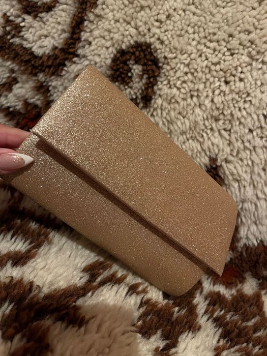 Официална дамска чантичка без дръжка