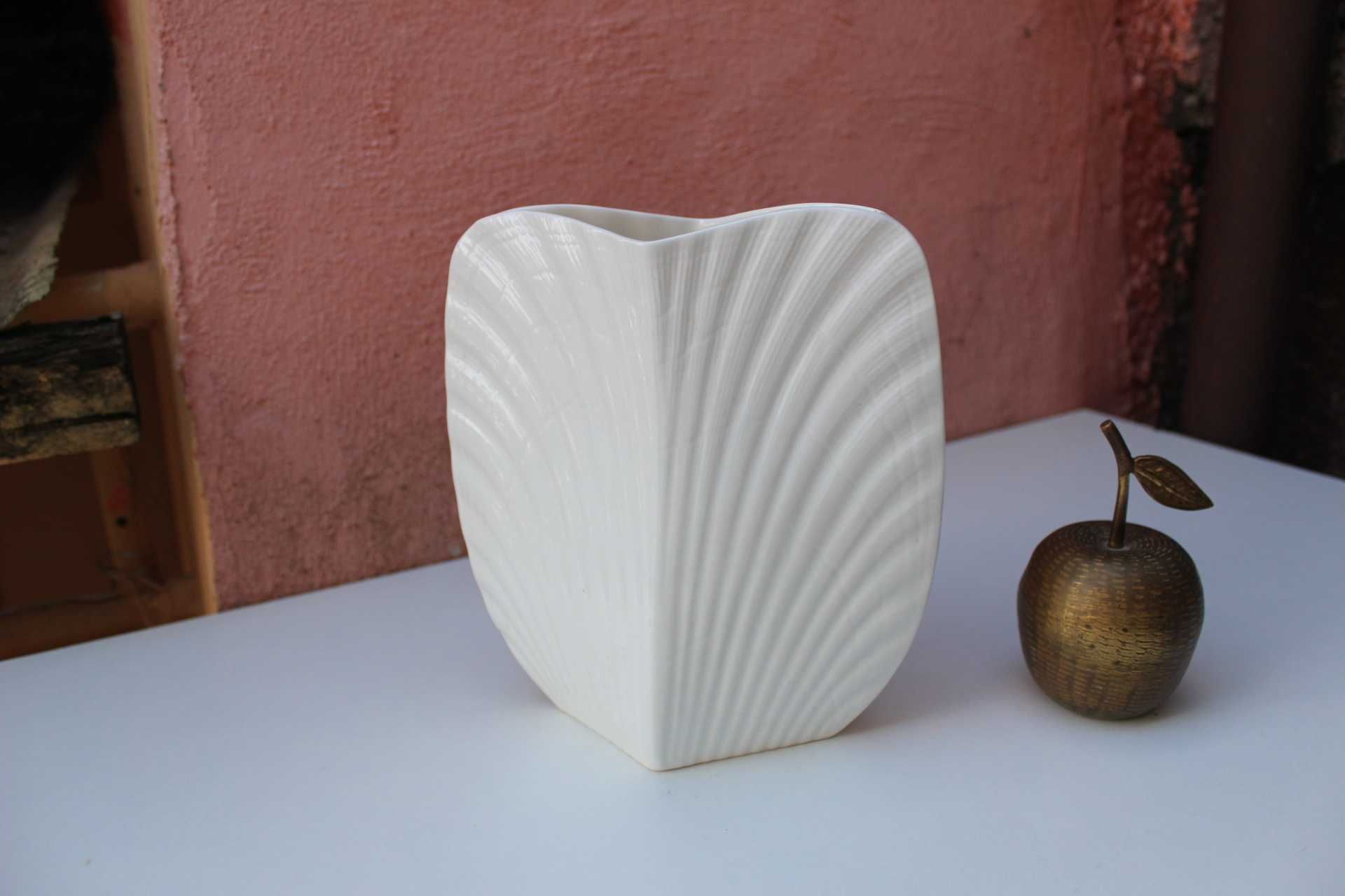 Vas flori portelan colectie Villeroy & Boch Heinrich, Sea Shell