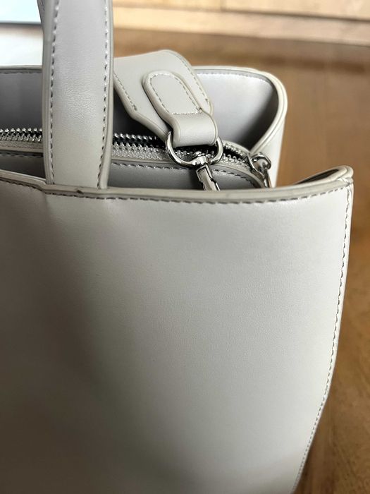 Чанта Reserved, нова