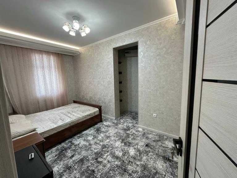 Срочно Продаю 4/9/9 Дружба Народов Олий Мажлис Метро 93м2