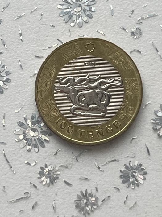 Продам редкую юбилейную монету 100 тенге, в идеальном состоянии