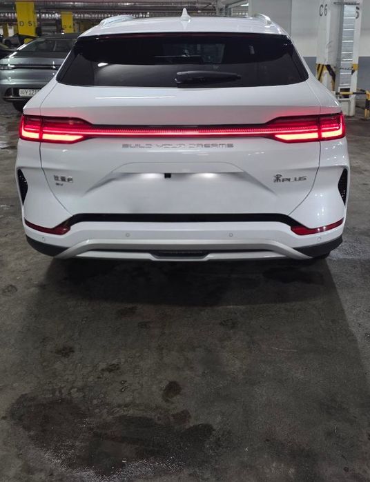 BYD Champion 605 год 2023 декабр