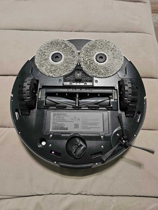 Aspirator robot Samsung Bespoke Jetbot AI, încă în garanție