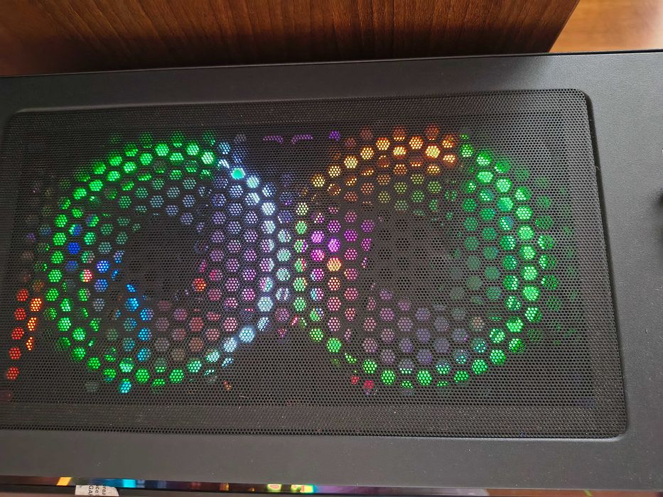 PC - AMD Ryzen 7 5800X 16GB, 32Gb Mem,  NVIDIA GeForce RTX 3060 Ti 8GB