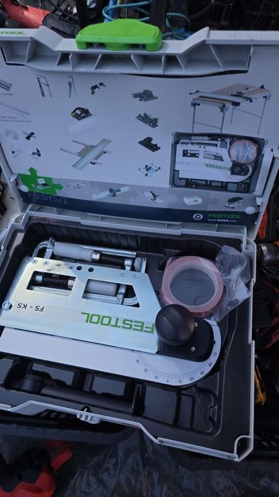Festool ks 60e cu masa si diverse scule
