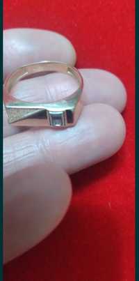 Мужские кольцо с бриллиантами