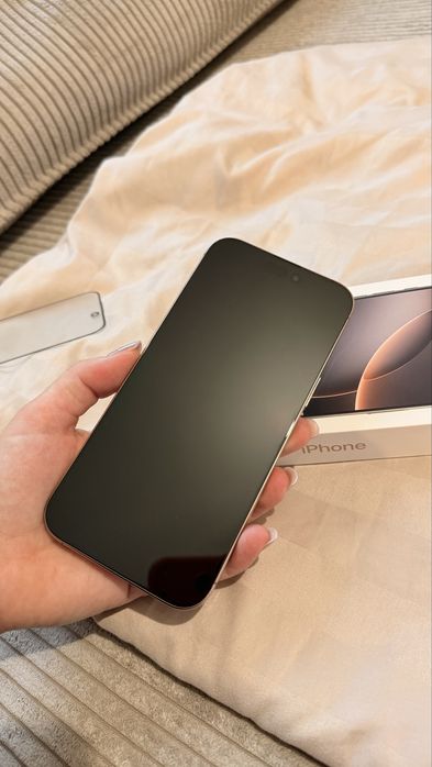 Iphone 16 PRO MAX varianta ESIM only