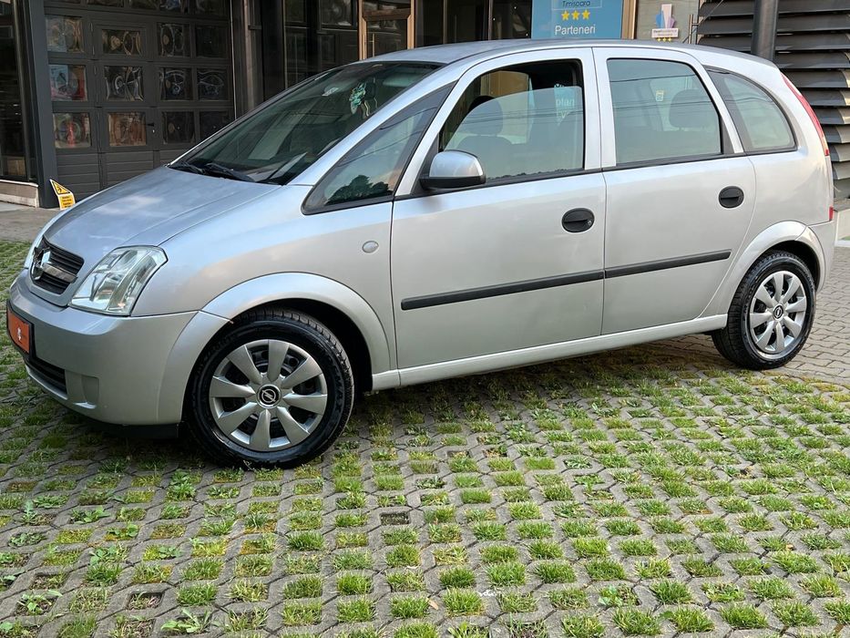 Opel Meriva recent înmatriculat în România