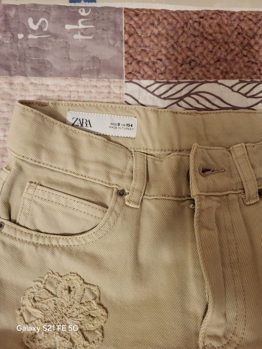 Vând blugi Zara fete 9 ani