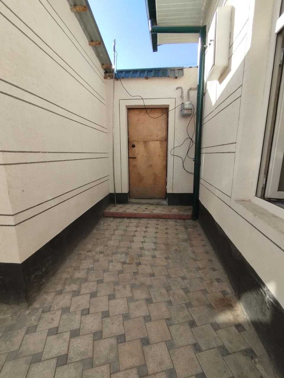 Продается дом 1 сотка 3 комнаты  Шумиловский городок