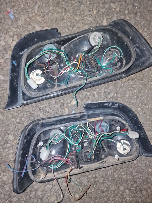 Vand Faruri cu lupa Bosch originale + Stopuri LED DEPO de Bmw e36