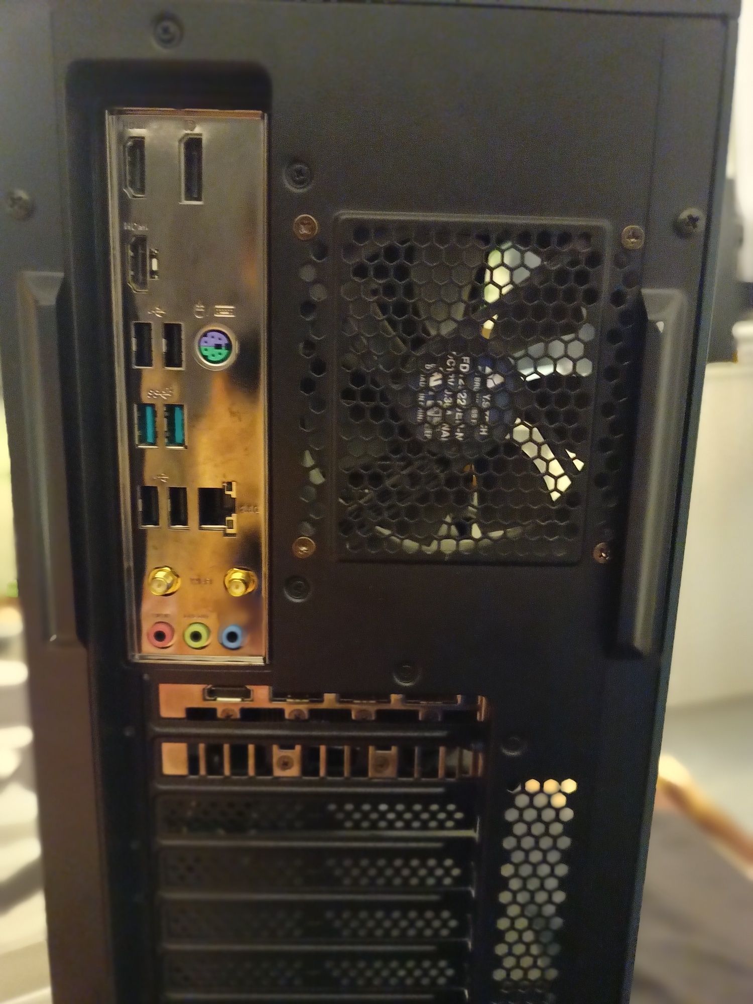 PC gaming      .