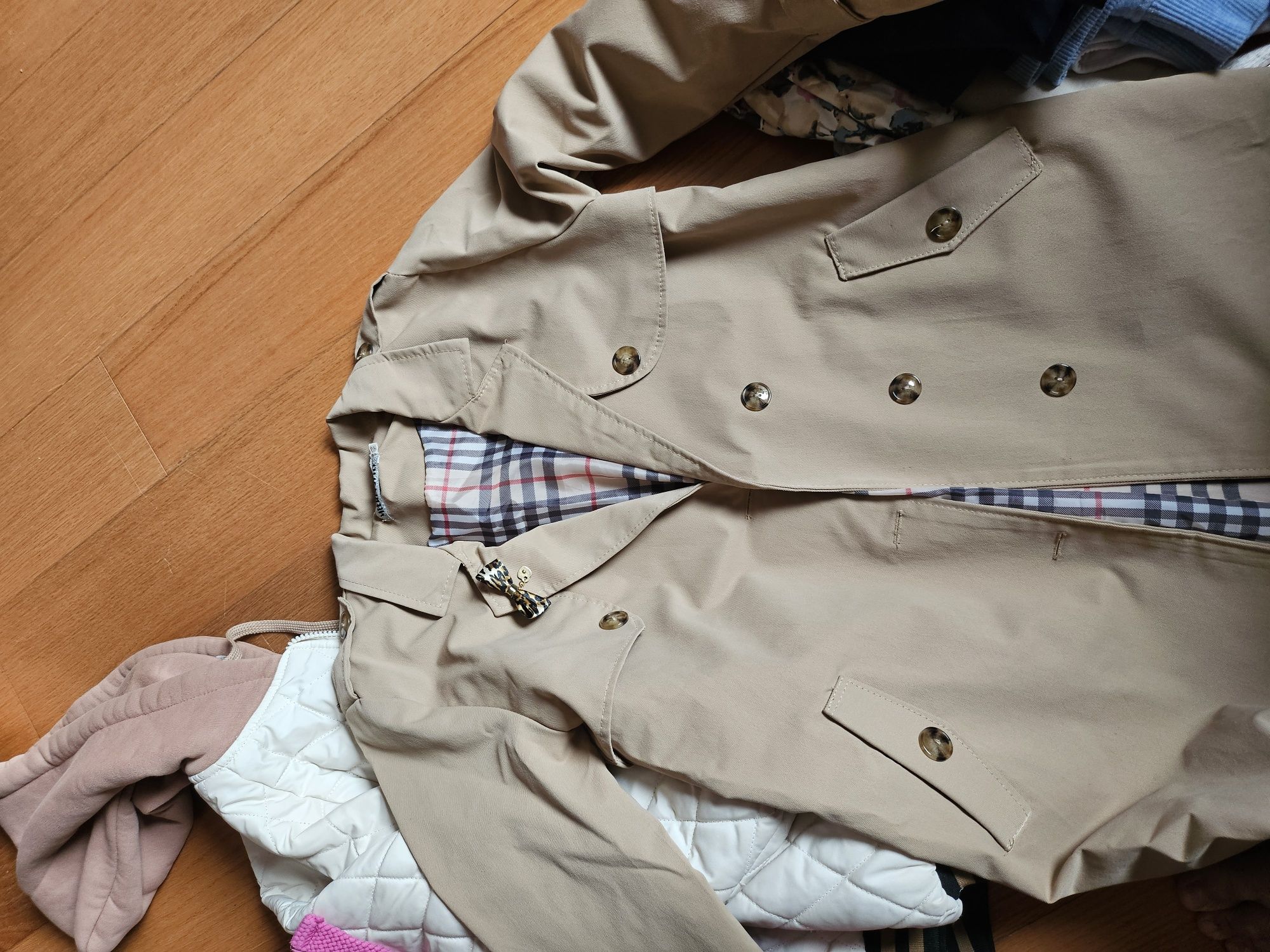 Продам одежду для ребенка- 9- 10 лет