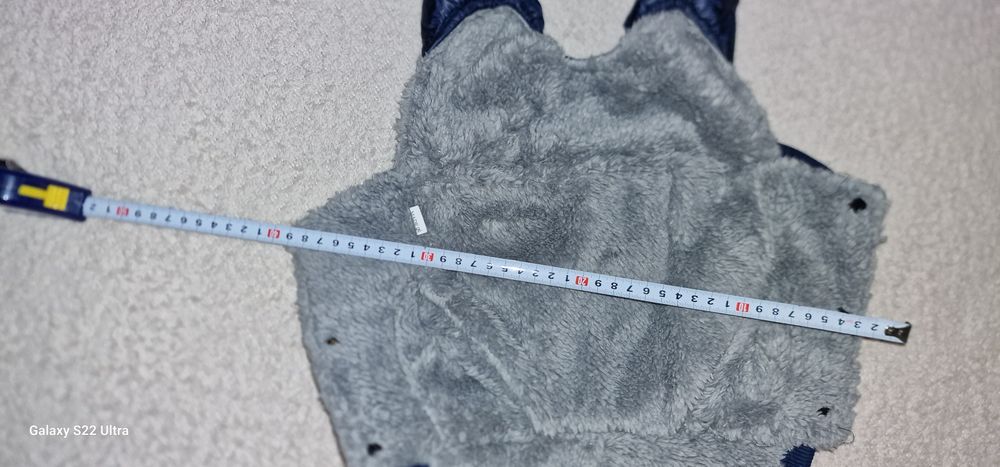 Продавам топла зимна дреха за кученце