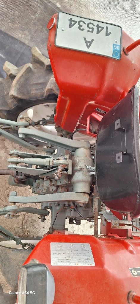 Трактор Yanmar ym1610d