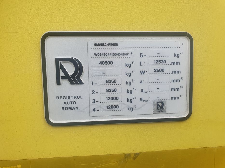 Automacara  6x8  marca  ph  in stare de functionare . Ridica 45 t