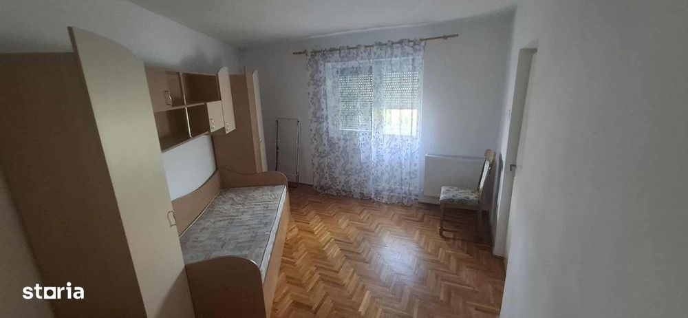 Vand ap 2 camere cu aer conditional, str N. Titulescu nr 20