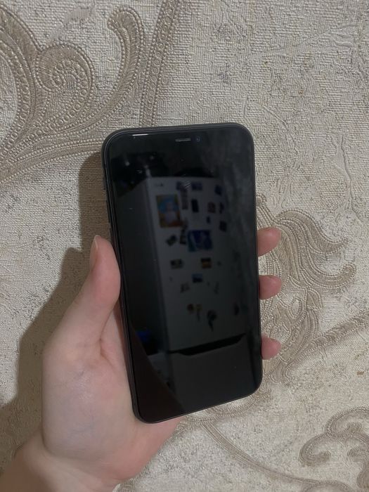 Продам iPhone 11 64Gb