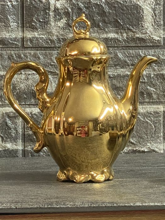 Красив много лек златист сервиз за кафе -Ansbach Bavaria