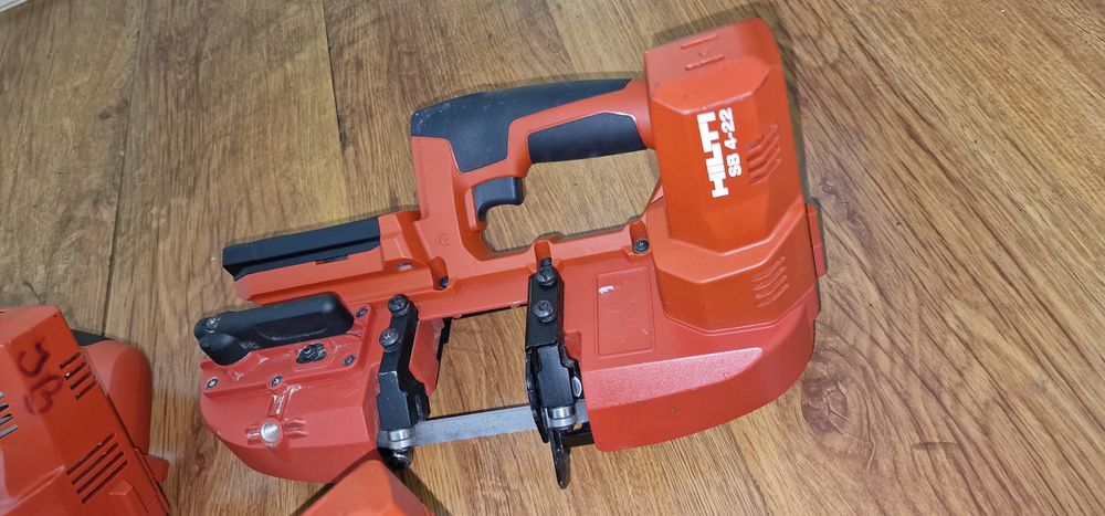 Hilti SB 4-22 Taietor cu banda Nuron