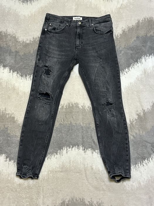 Pull&Bear Slim Fit Ripped Jeans