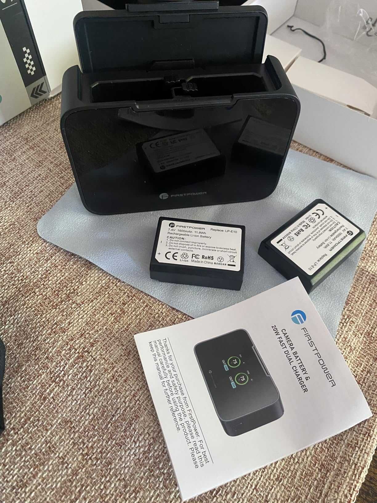 FirstPower 2 броя LP-E10 батерии 20W бързо двойно зарядно за Canon EOS