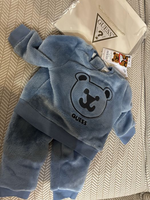 Бебешки комплект от 2 части Guess