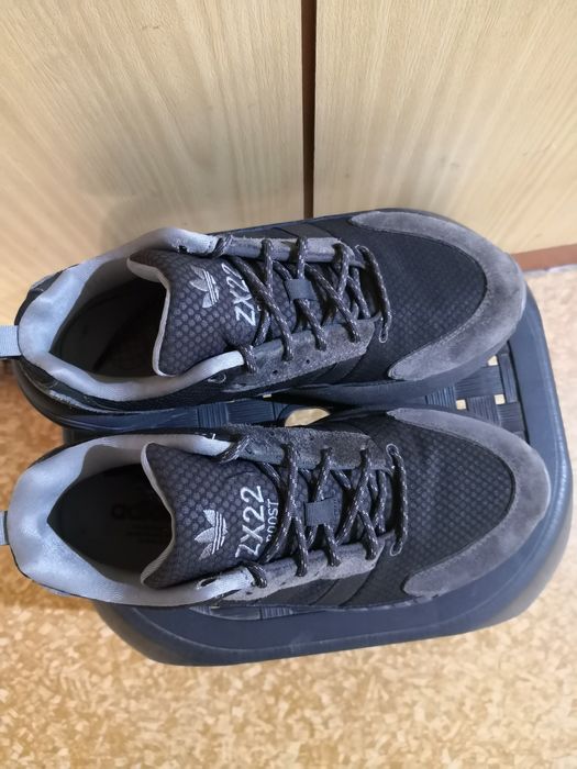 Маратонки Adidas original ZX 22 N	40,2/3