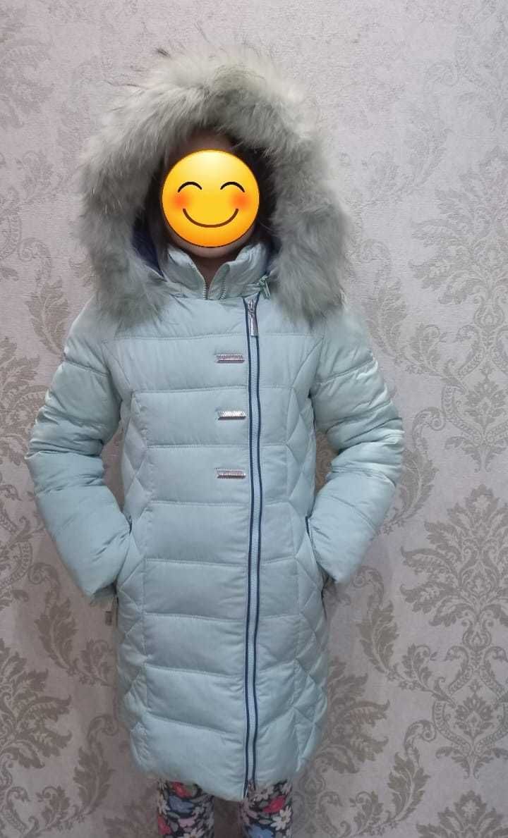 продам детскую куртку зима