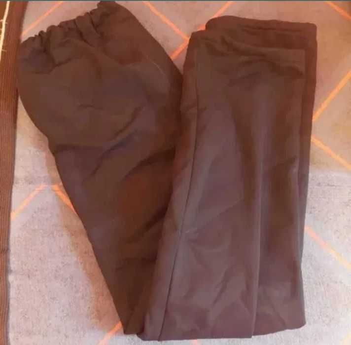 Set pantaloni sport 2 bucăți second hand
