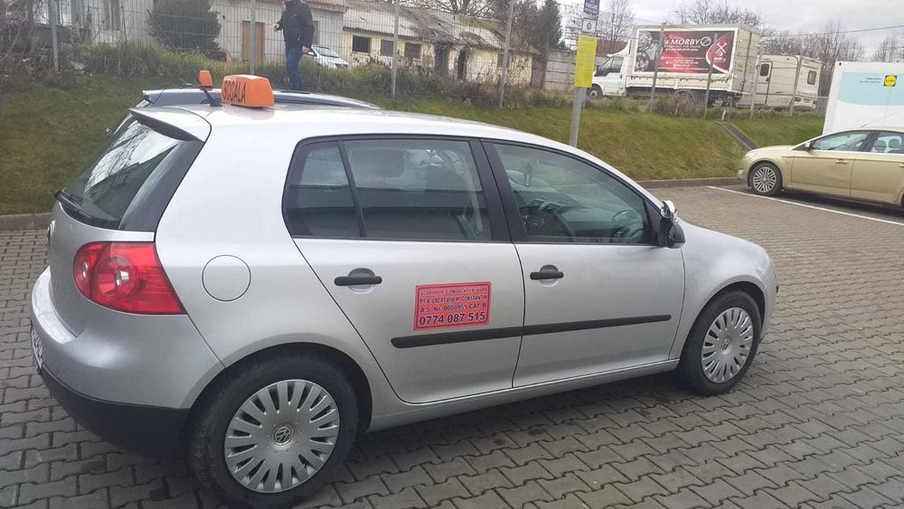 Scoala de soferi Bacau