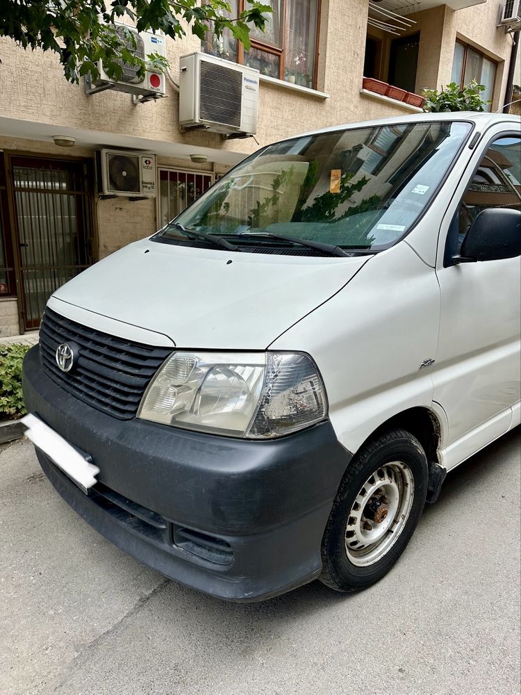 Товарен бус Toyota Hiace D4D - от първи собственик