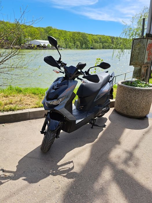 Scuter sym 4rx 49cc, cât. B, anul 2022