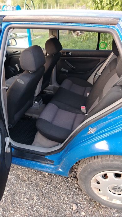 Vând VW Golf 4 , anul 2000