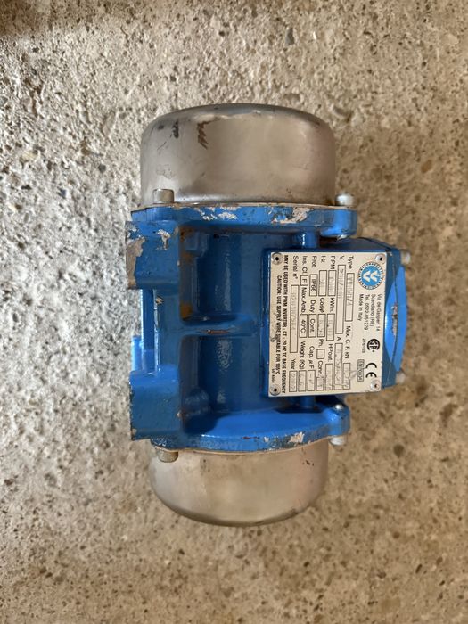 Motor vibrant  masa vibranta
